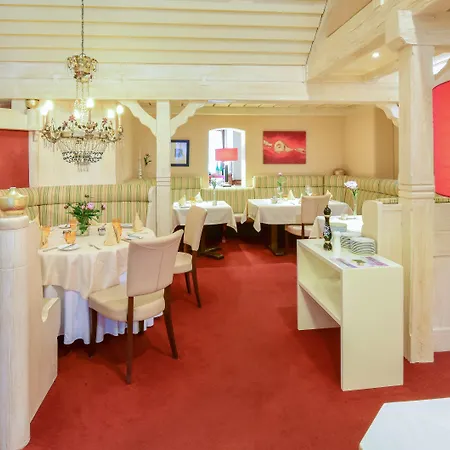 Fuchsen Hotell 4*