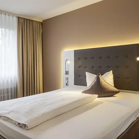 Fuchsen Hotell 4*