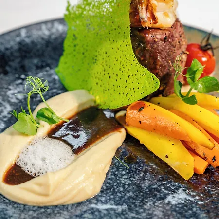 Fuchsen Hotel 4*